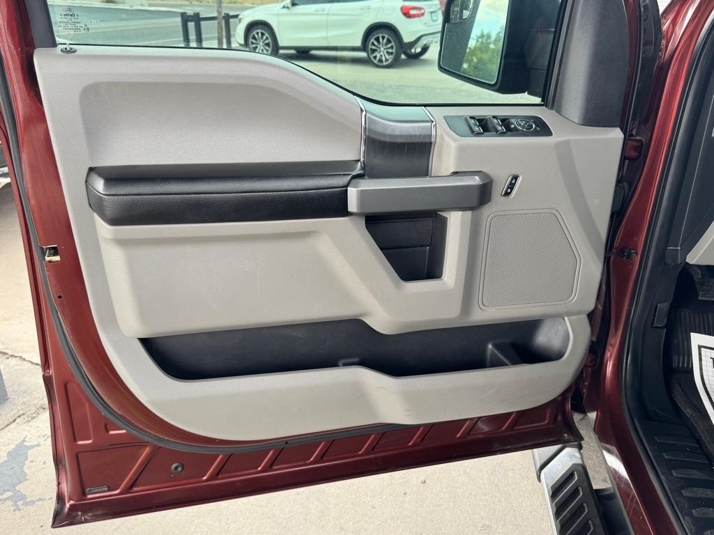 Ford F-150 XLT SuperCrew 6.5-ft. Bed 4WD 2015