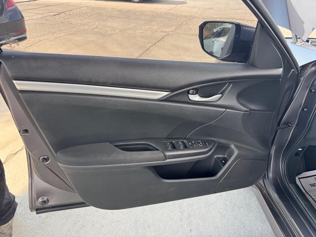 Honda Civic LX Sedan CVT 2017