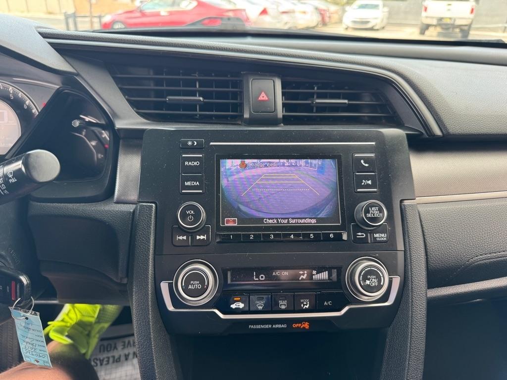 Honda Civic LX Sedan CVT 2017