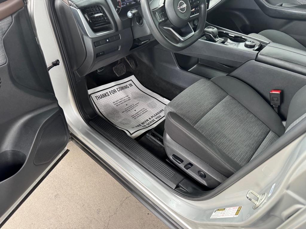 Nissan Rogue SV AWD 2022