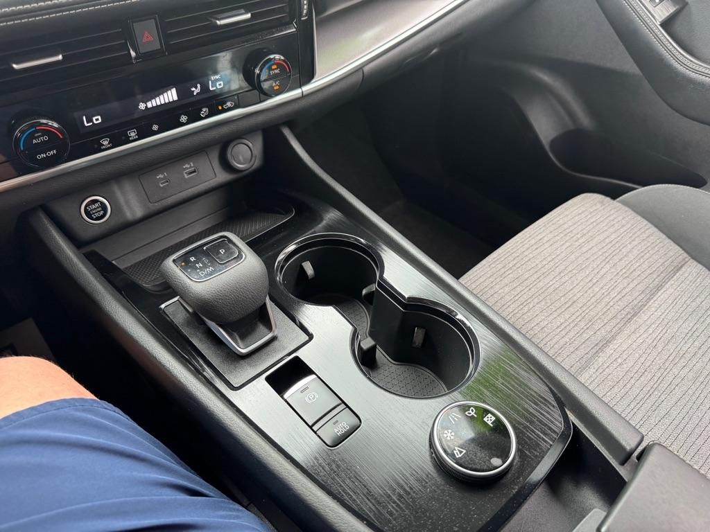 Nissan Rogue SV AWD 2022