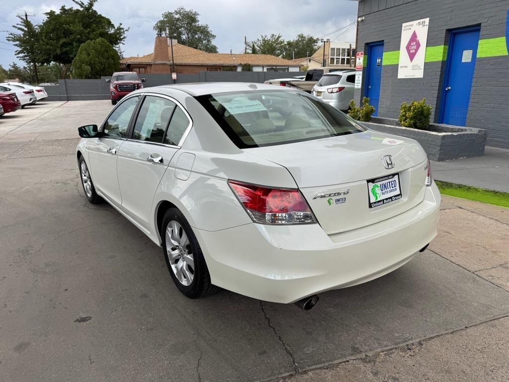 Honda Accord EX-L V-6 Sedan AT 2010
