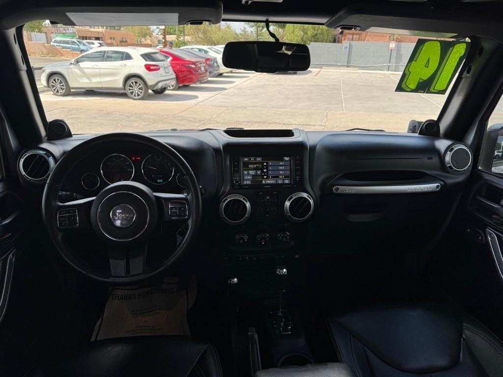 Jeep Wrangler Unlimited Sahara 4WD 2014