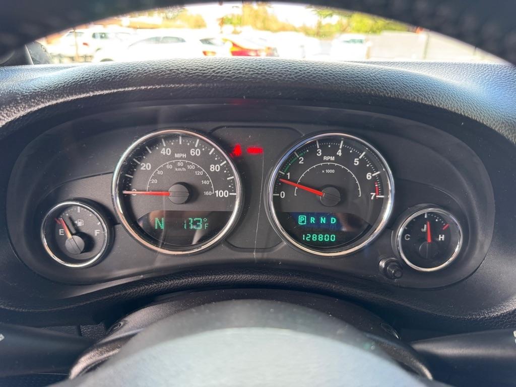 Jeep Wrangler Unlimited Sahara 4WD 2014