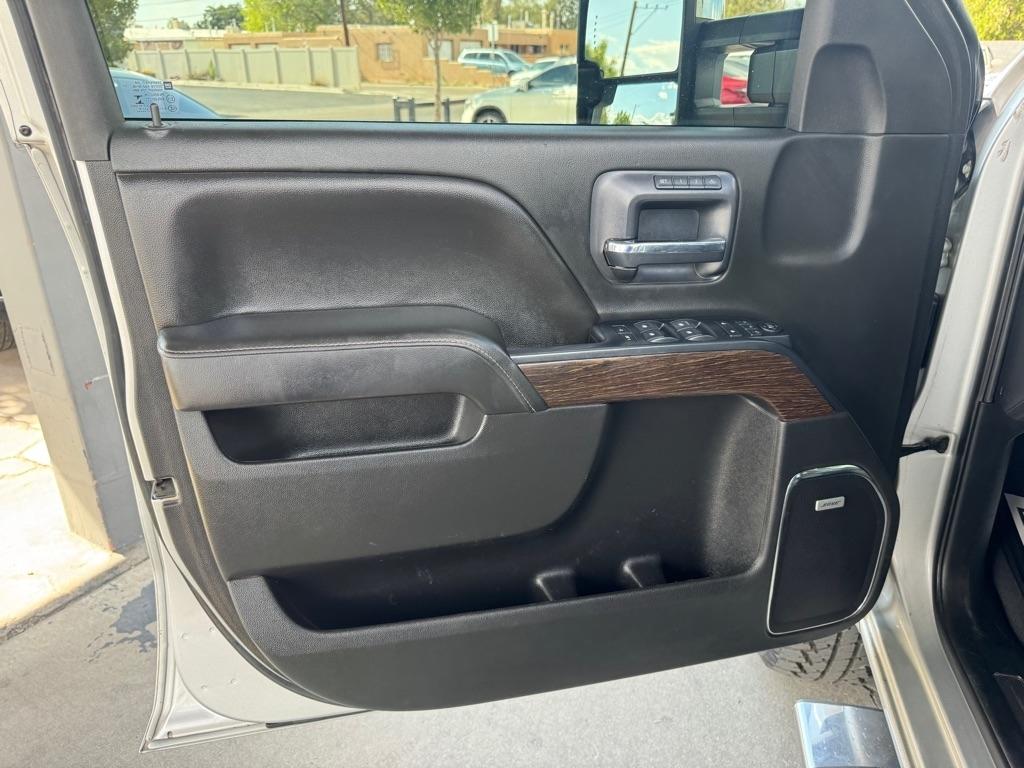 GMC Sierra 3500HD Denali Crew Cab Long Box 4WD 2019