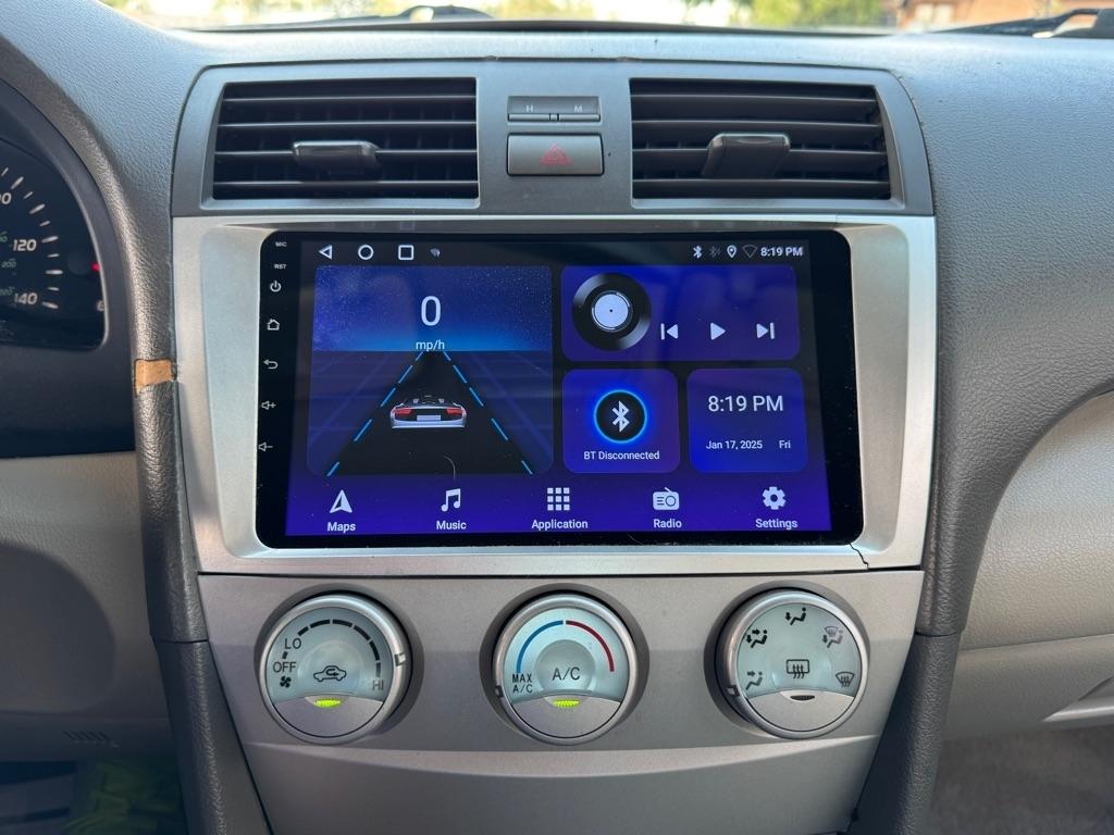 Toyota Camry SE 5-Spd AT 2009