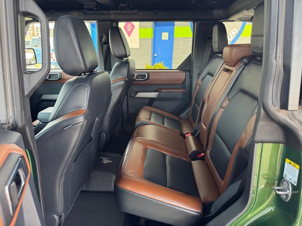 Ford Bronco Base 4-Door 2023