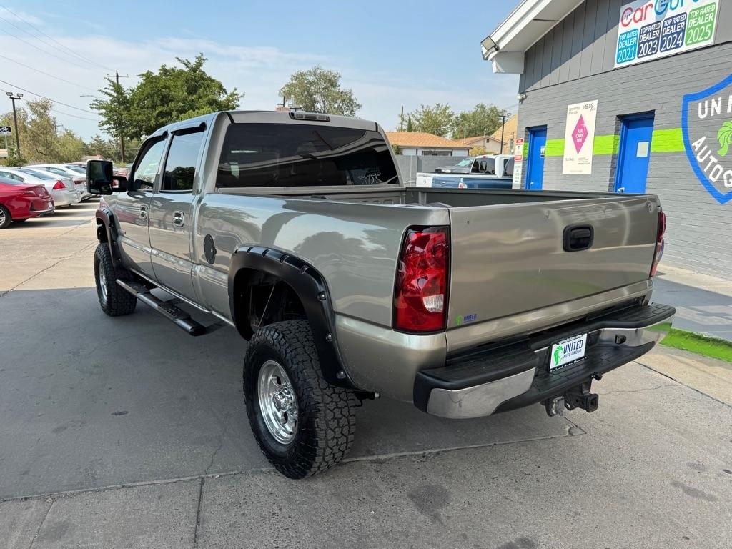 Chevrolet Silverado 2500HD Crew Cab Long Bed 4WD 2003
