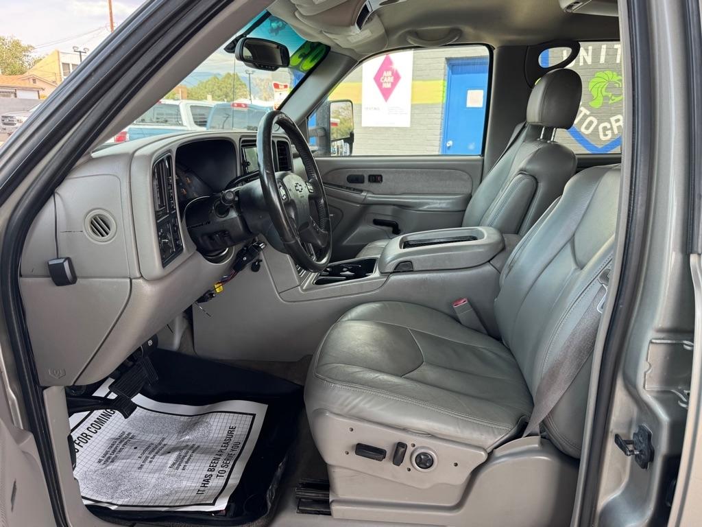 Chevrolet Silverado 2500HD Crew Cab Long Bed 4WD 2003