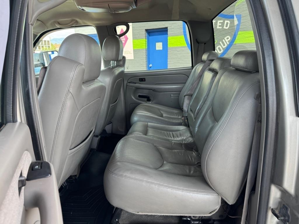 Chevrolet Silverado 2500HD Crew Cab Long Bed 4WD 2003
