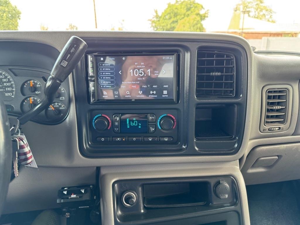 Chevrolet Silverado 2500HD Crew Cab Long Bed 4WD 2003