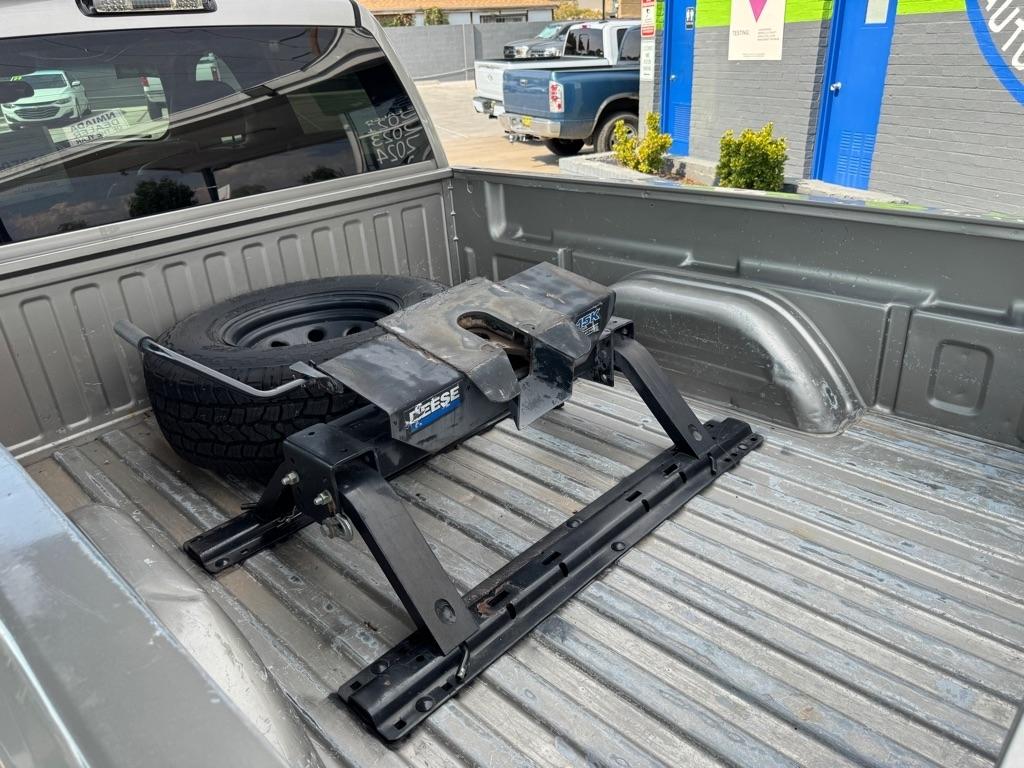 Chevrolet Silverado 2500HD Crew Cab Long Bed 4WD 2003