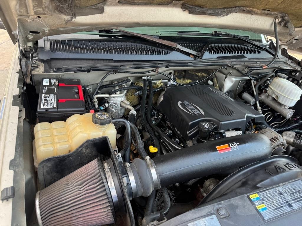 Chevrolet Silverado 2500HD Crew Cab Long Bed 4WD 2003
