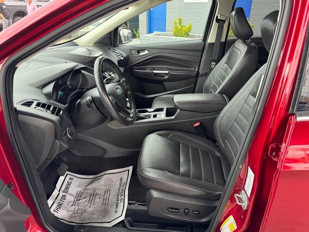 Ford Escape Titanium 4WD 2019