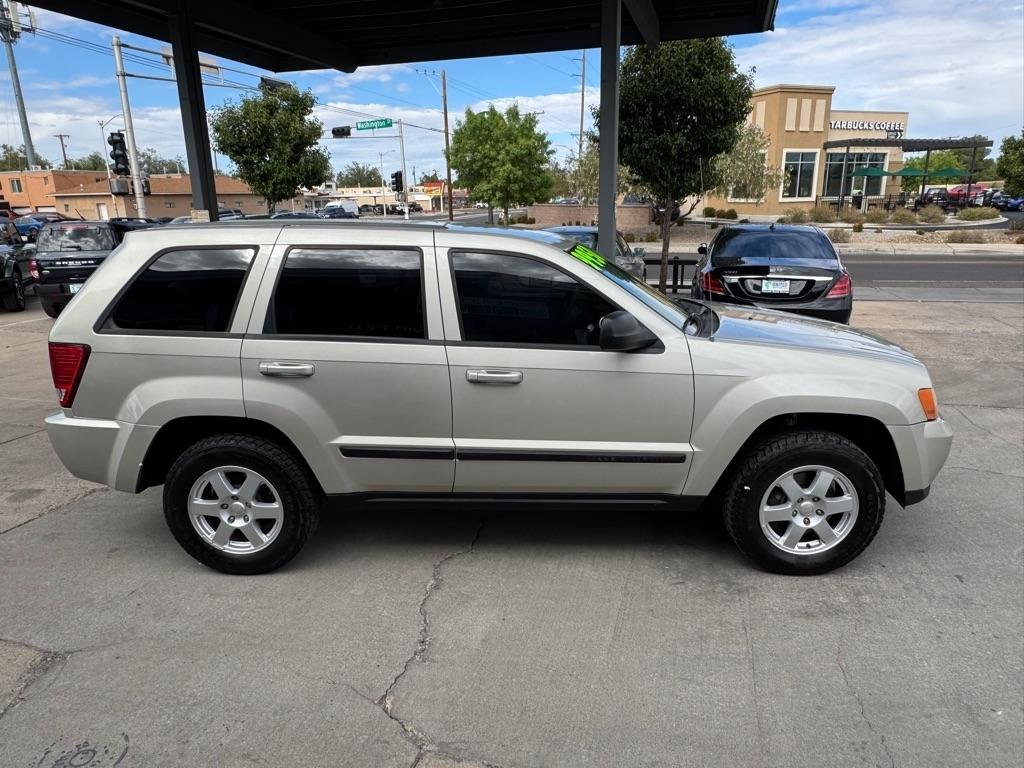 Jeep Grand Cherokee Laredo 4WD 2008