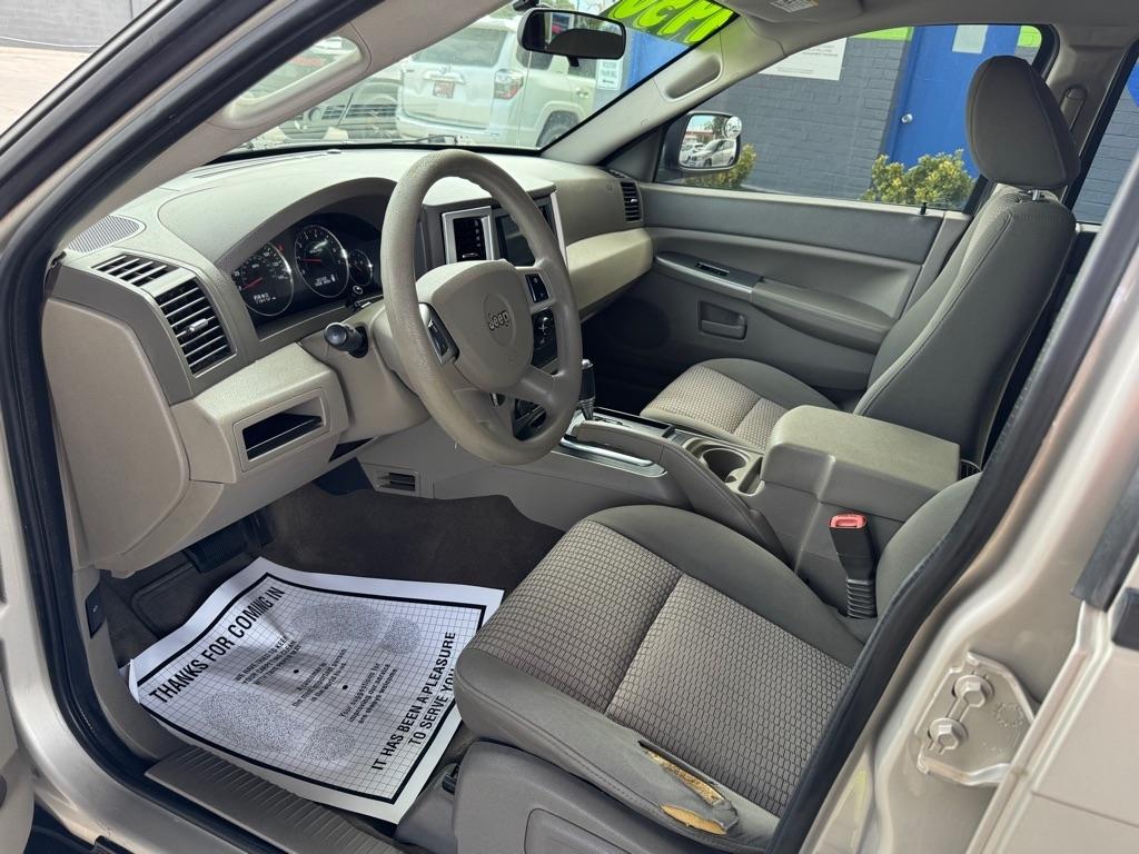 Jeep Grand Cherokee Laredo 4WD 2008