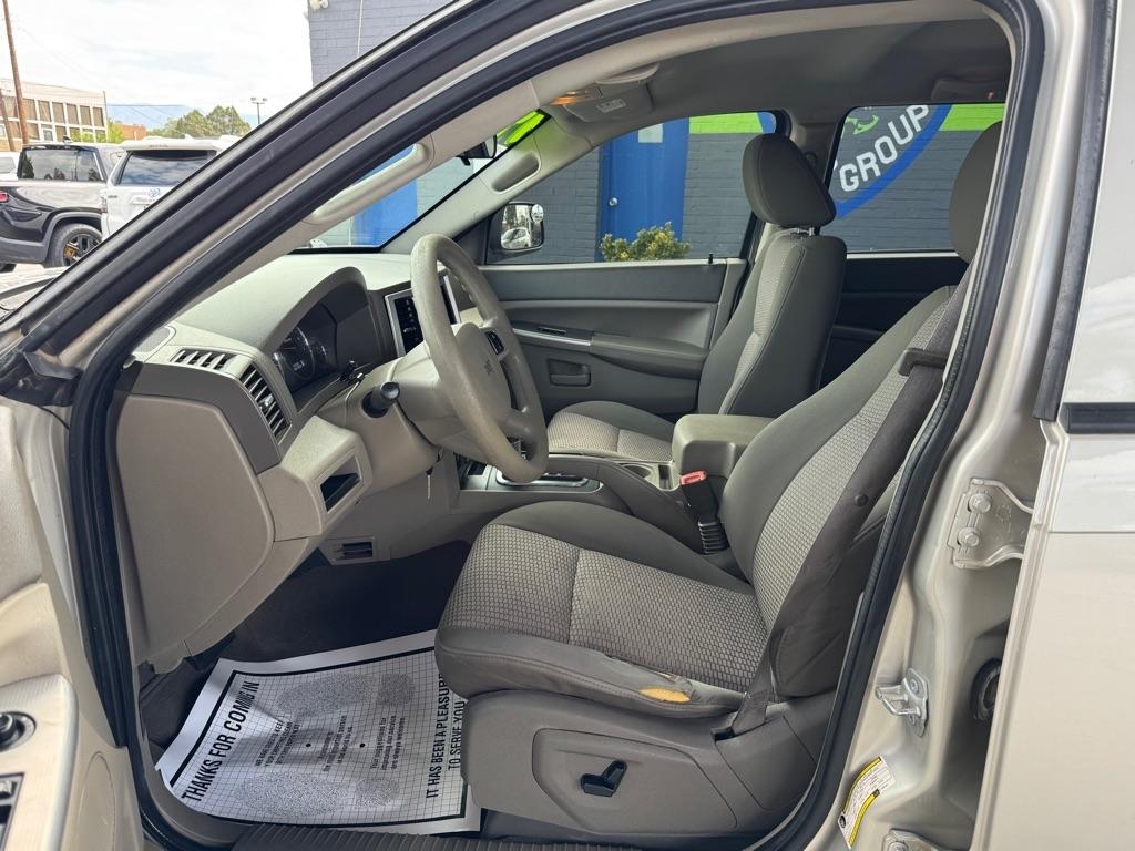 Jeep Grand Cherokee Laredo 4WD 2008