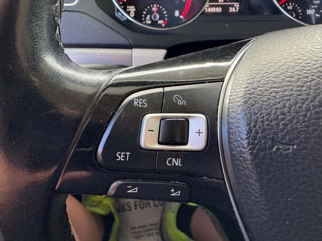 Volkswagen Jetta 1.4T SE 6A 2017