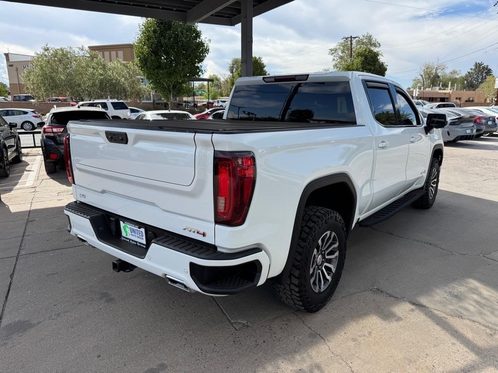 GMC Sierra 1500 4WD Crew Cab 147" AT4 2023