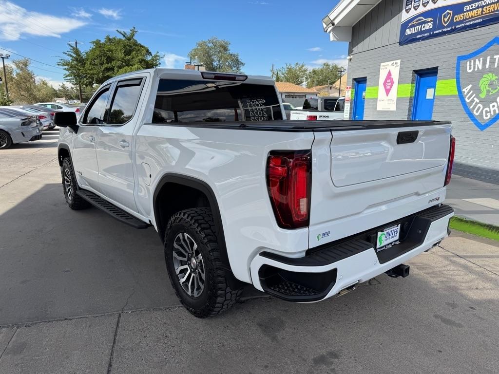 GMC Sierra 1500 4WD Crew Cab 147" AT4 2023