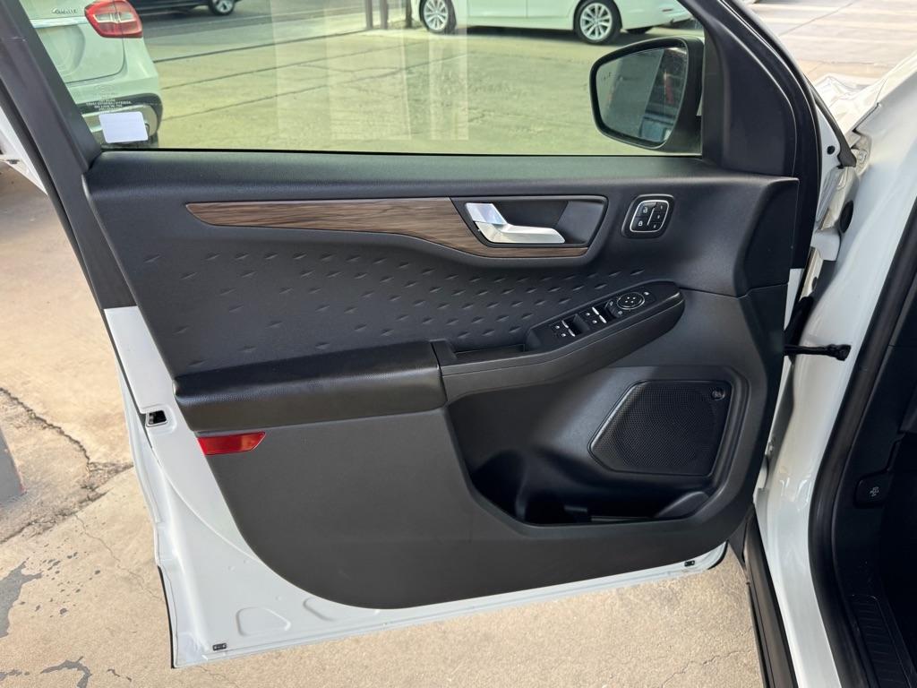 Ford Escape Titanium AWD 2020
