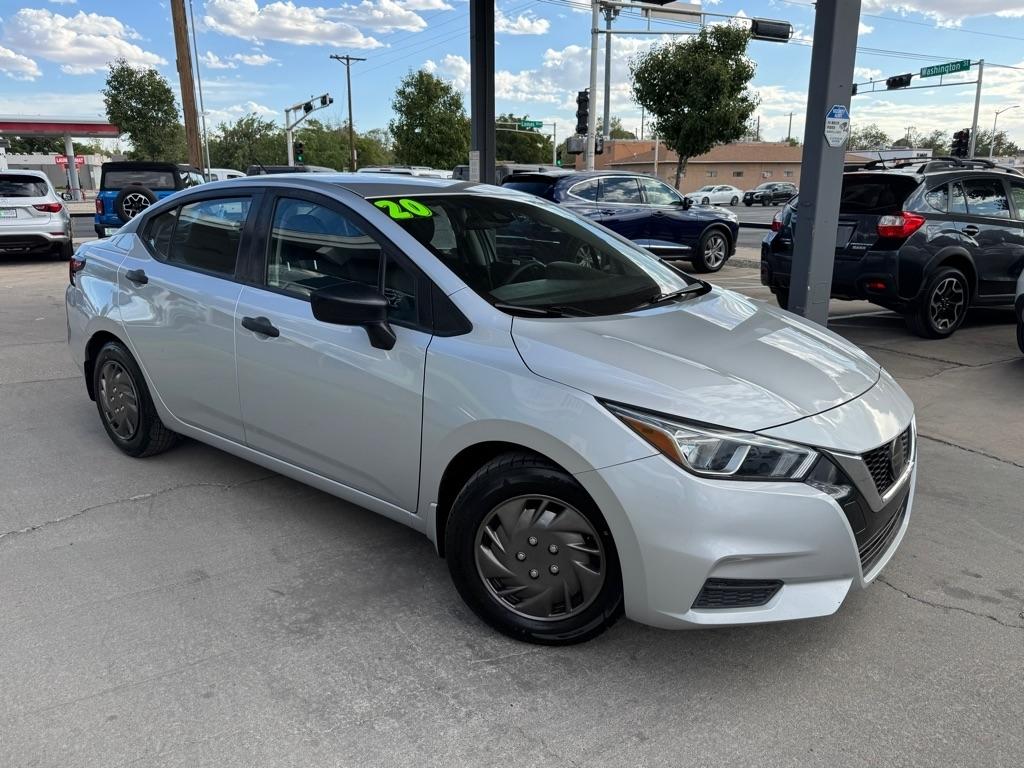 Nissan Versa S CVT 2020