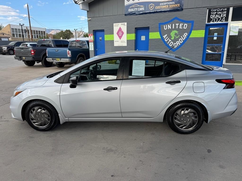 Nissan Versa S CVT 2020