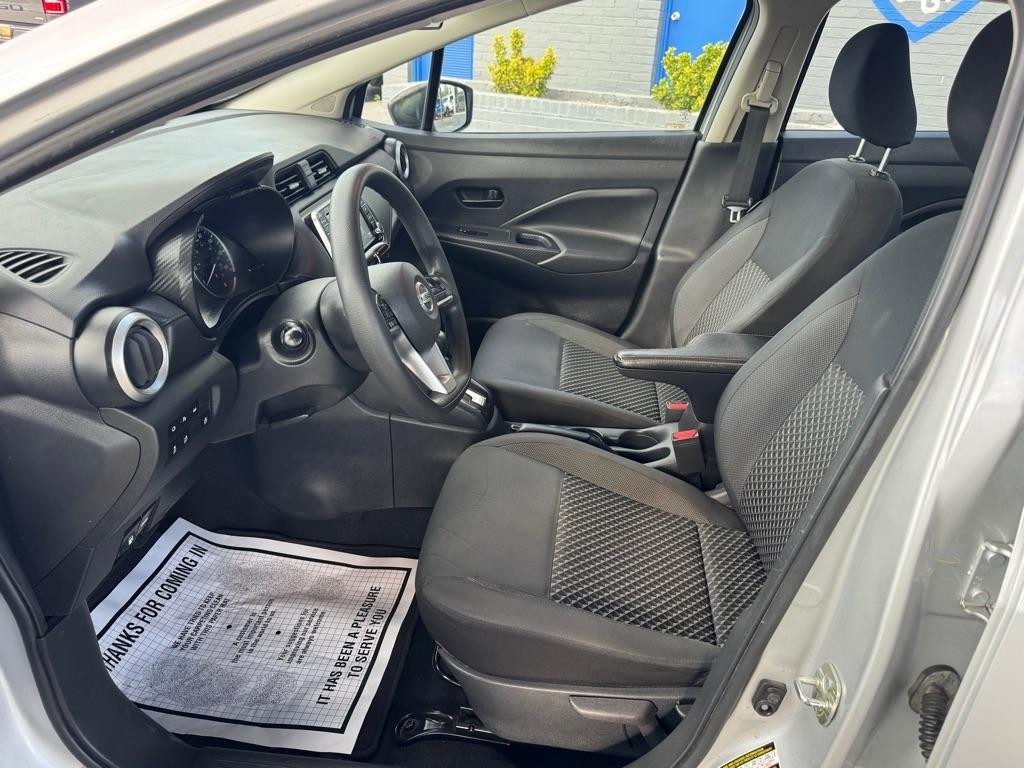 Nissan Versa S CVT 2020