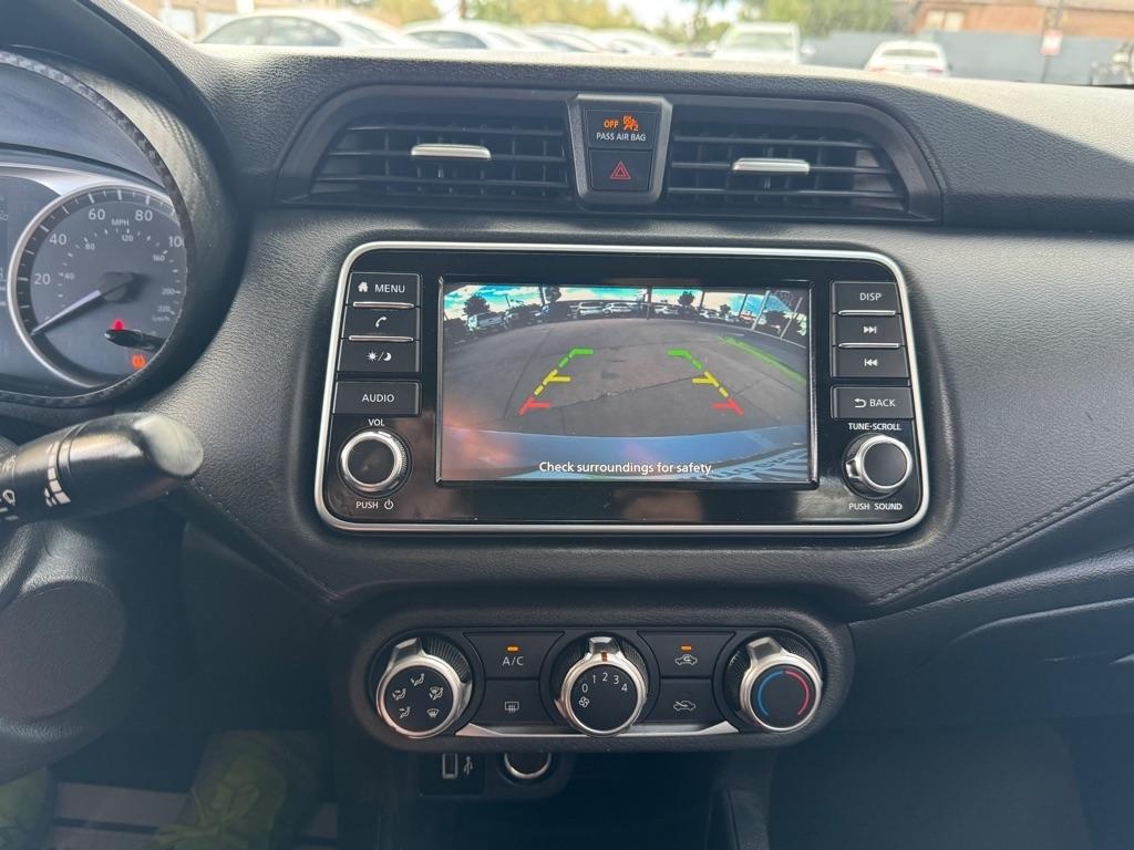 Nissan Versa S CVT 2020