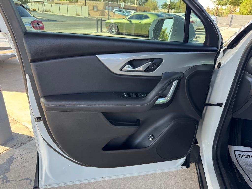 Chevrolet Blazer FWD 4dr w/2LT 2019