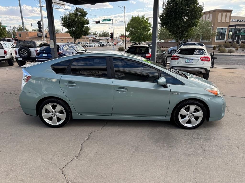 Toyota Prius 5dr HB Three (Natl) 2012