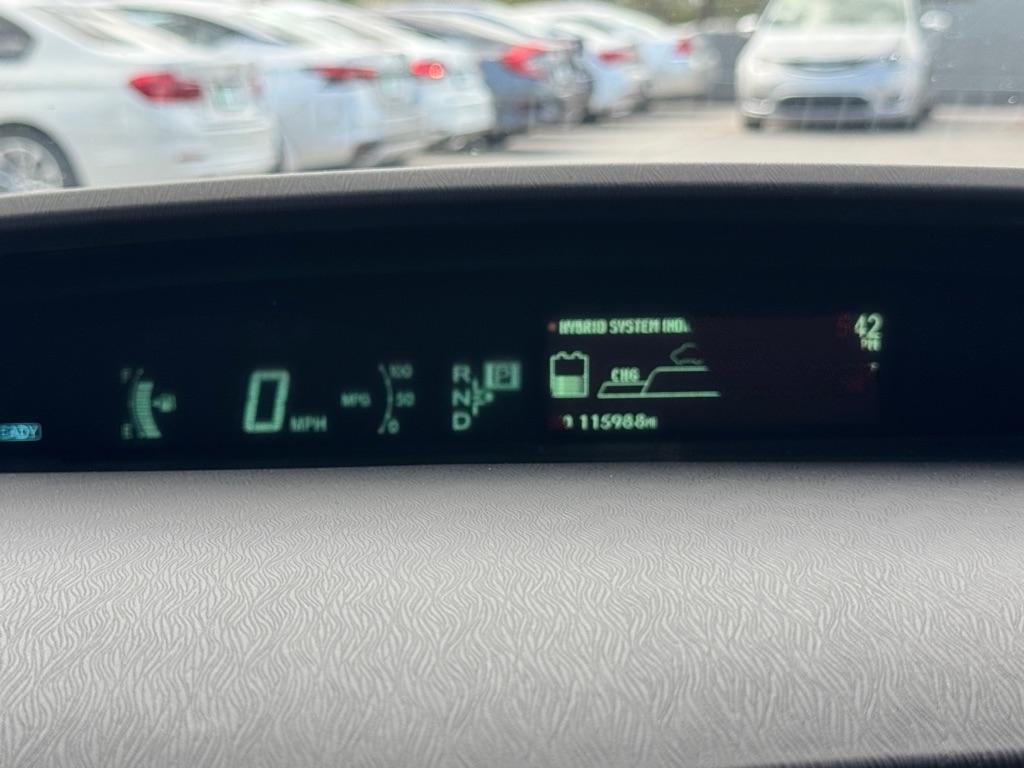 Toyota Prius 5dr HB Three (Natl) 2012