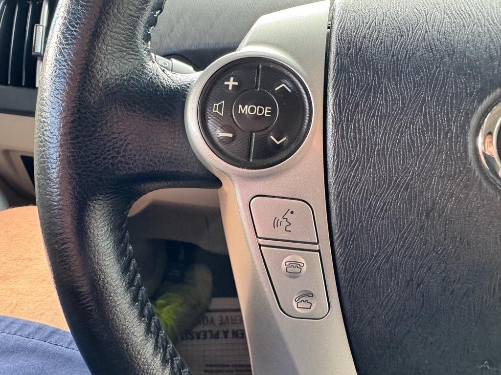 Toyota Prius 5dr HB Three (Natl) 2012