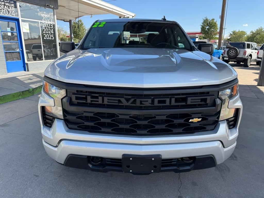 Chevrolet Silverado 1500 4WD Crew Cab 147" Custom 2022