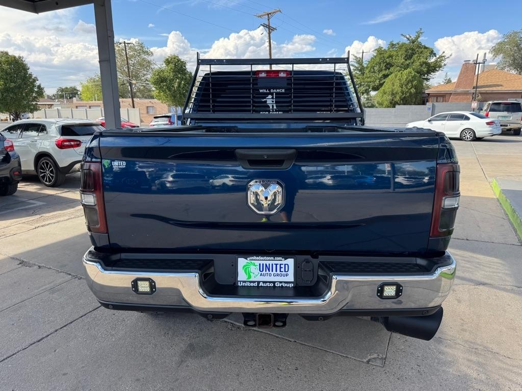 RAM 2500 Tradesman 4x4 Crew Cab 6'4" Box 2019