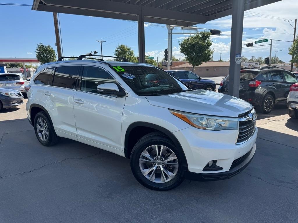 Toyota Highlander FWD 4dr V6 XLE (Natl) 2015
