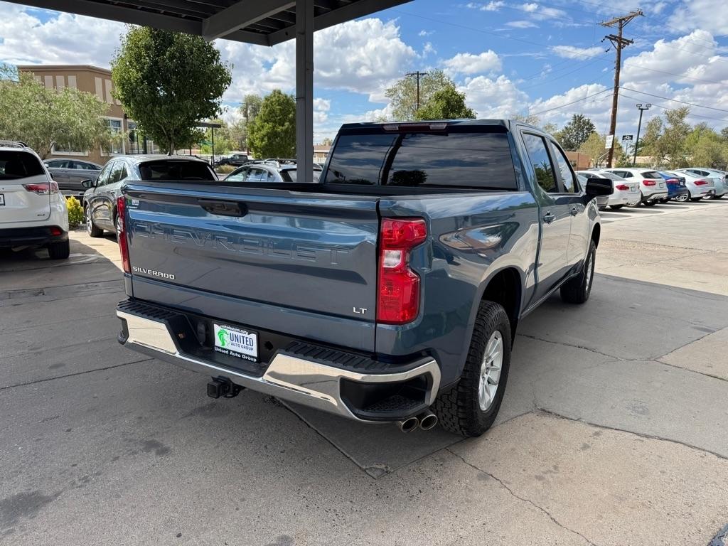 Chevrolet Silverado 1500 2WD Crew Cab 147" LT 2024