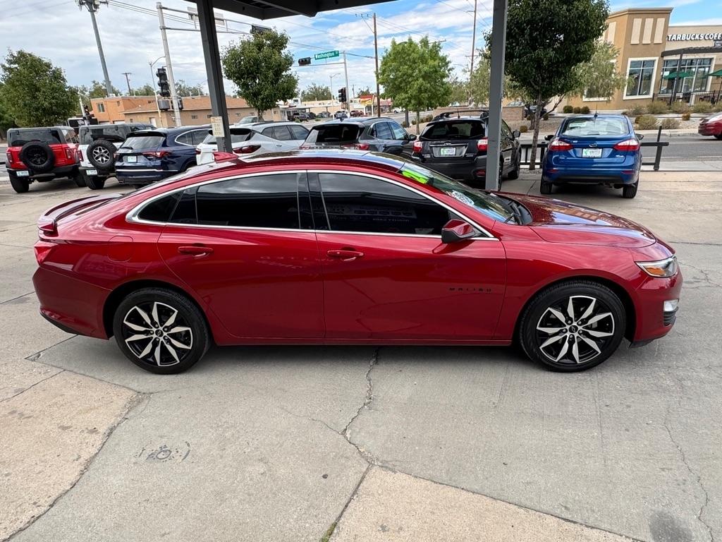 Chevrolet Malibu 4dr Sdn RS 2024