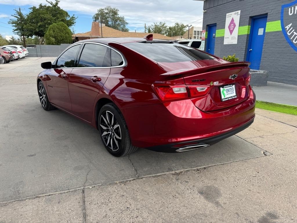 Chevrolet Malibu 4dr Sdn RS 2024