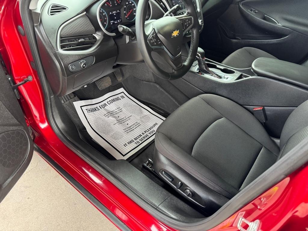 Chevrolet Malibu 4dr Sdn RS 2024
