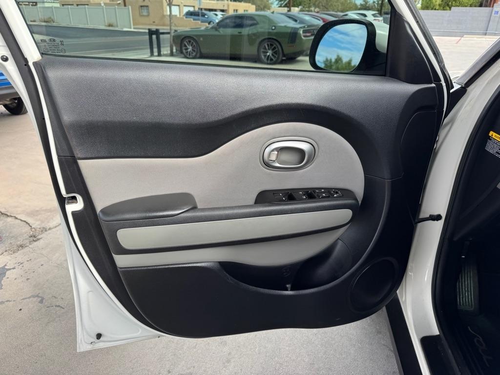 Kia Soul 5dr Wgn Auto + 2015