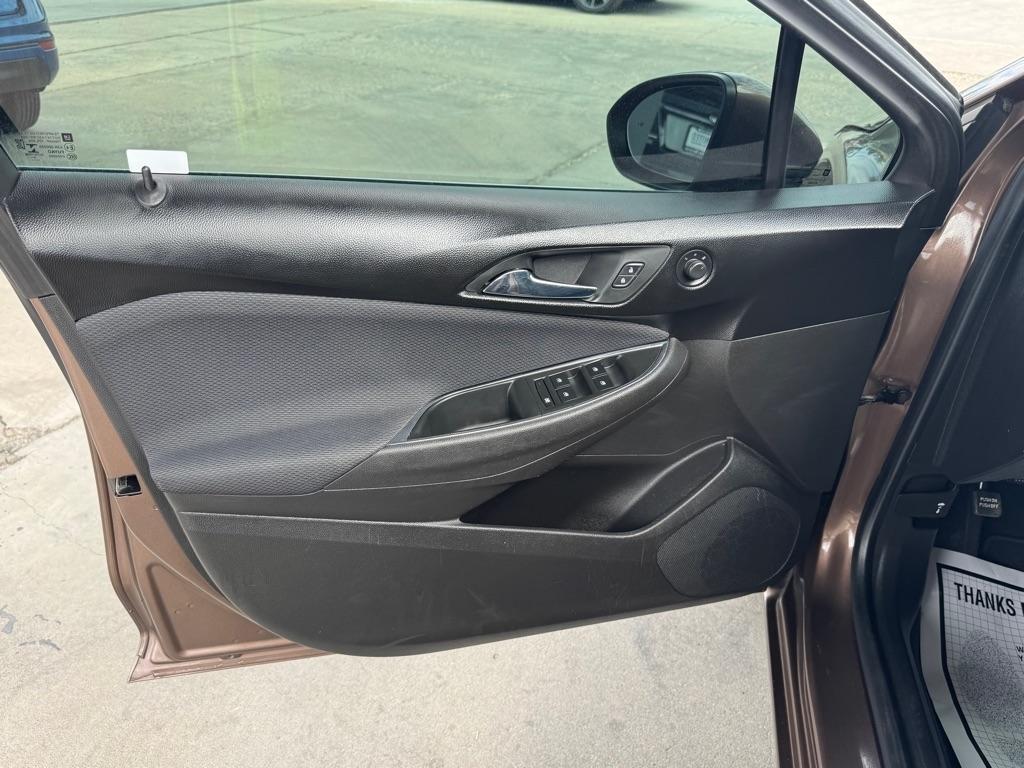 Chevrolet Cruze 4dr HB LT 2019