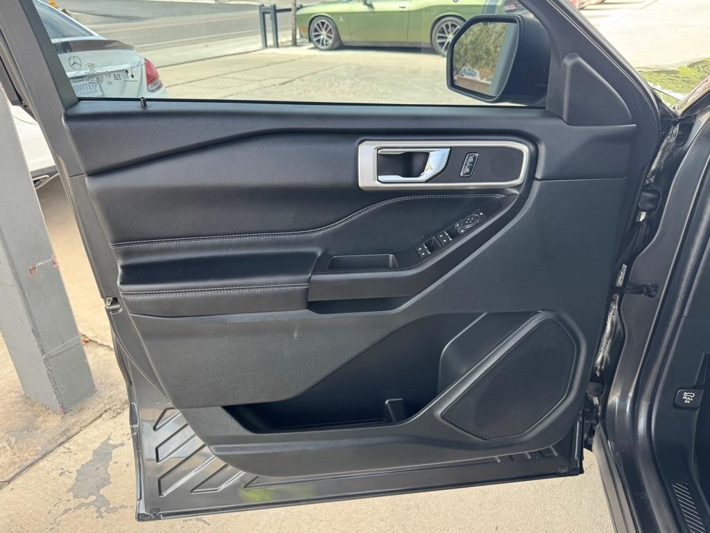 Ford Explorer XLT 4WD 2020