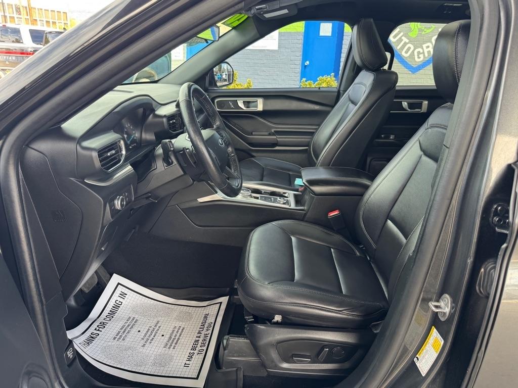Ford Explorer XLT 4WD 2020