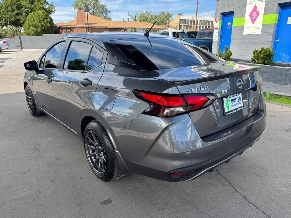 Nissan Versa S CVT 2025