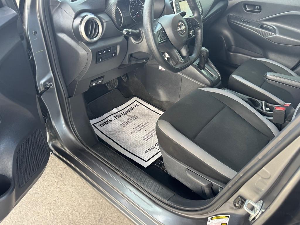 Nissan Versa S CVT 2025