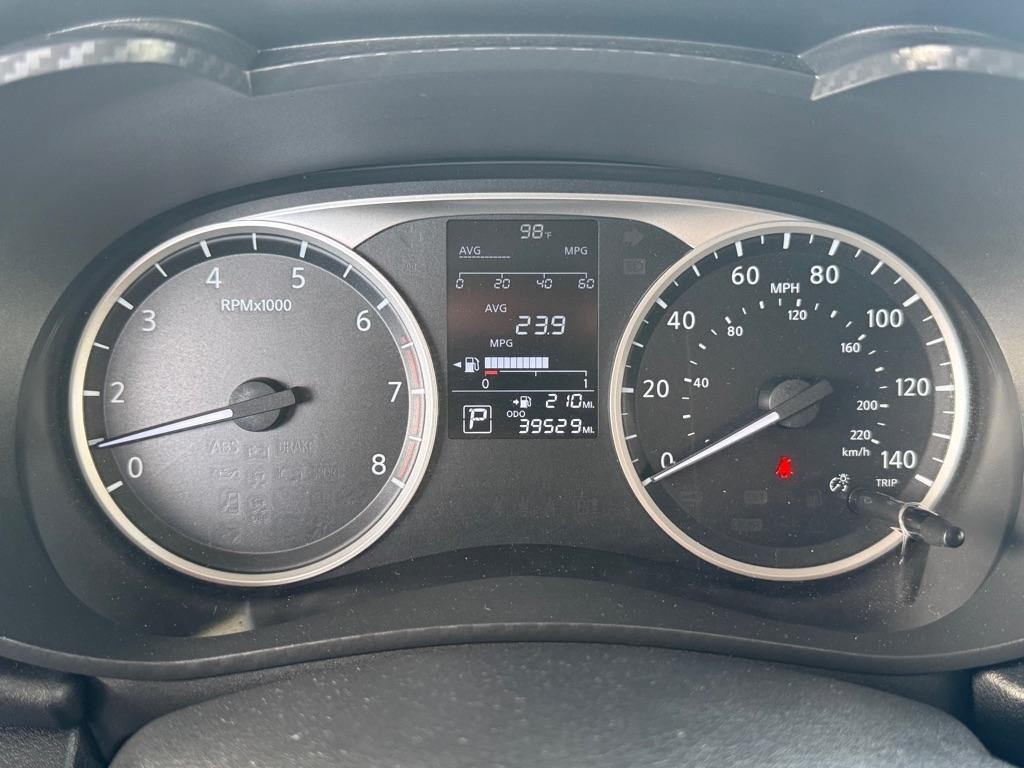 Nissan Versa S CVT 2025