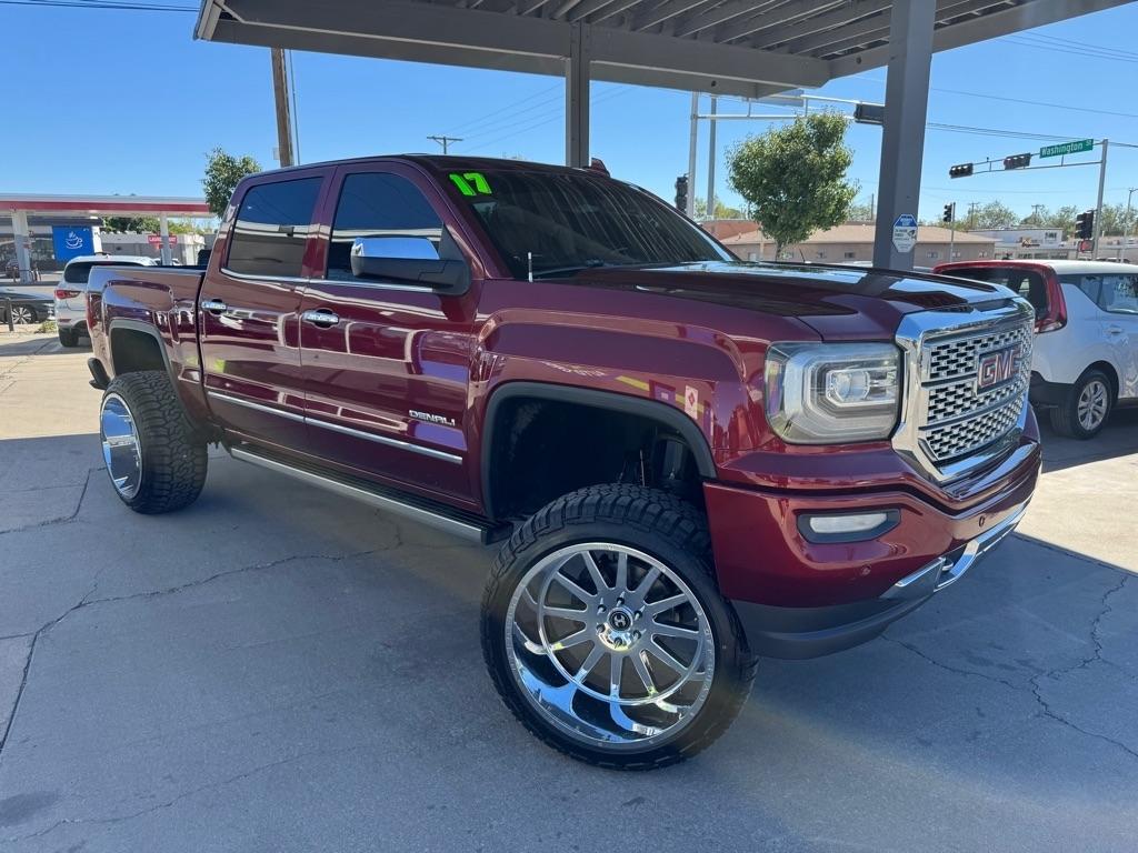 GMC Sierra 1500 4WD Crew Cab 143.5" Denali 2017