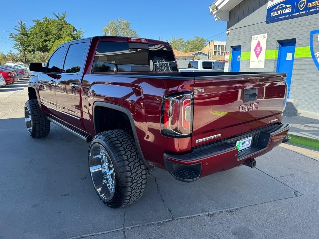 GMC Sierra 1500 4WD Crew Cab 143.5" Denali 2017