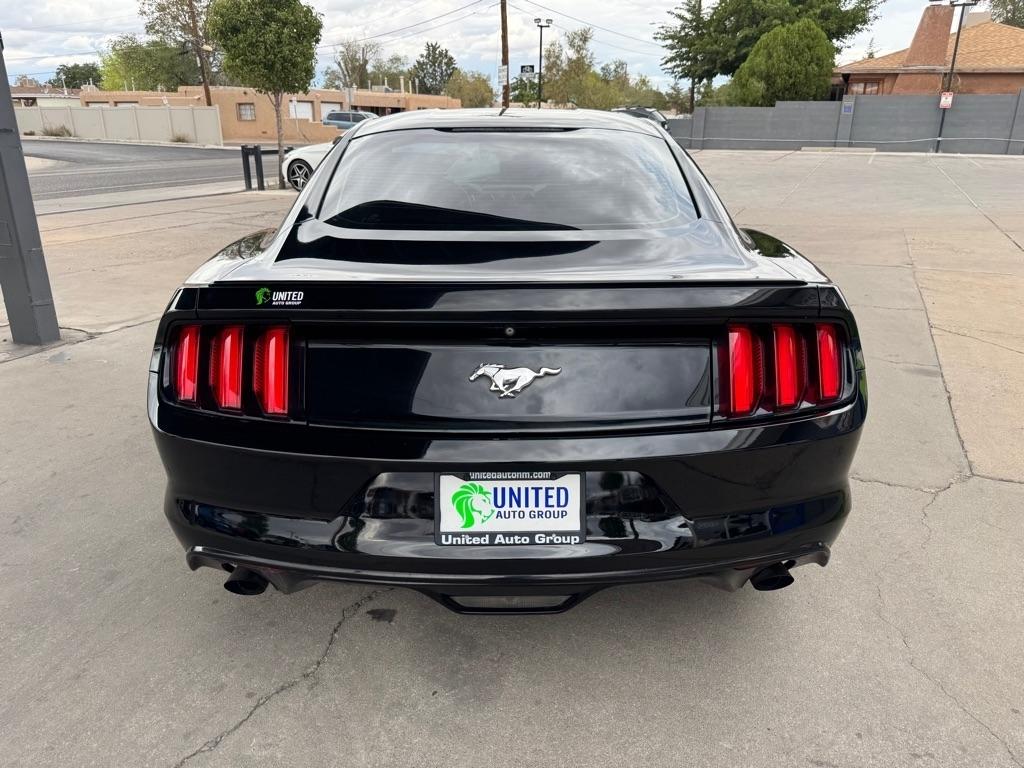 Ford Mustang 2dr Fastback EcoBoost 2015